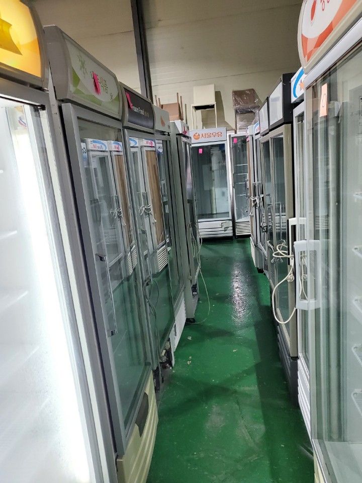 2038599400_pY5oOn9t_d8cd2325217adc485acceaacc6590b9614cb373c.jpg 이미지크게보기